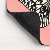 Tapis De Souris Papillon noir et blanc, arrière - plan corail rose (Coin)