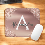 Tapis De Souris Parties scintillant rose d'étincelle d'or Nom du m<br><div class="desc">Blush Pink - Rose Gold Faux Parties scintillant étincelante Métallic Foil Ombre Monogramme Nom Monogramme Mousepad. Ce pavé de souris peut être customisé pour inclure votre prénom.</div>