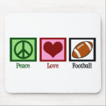 Tapis De Souris Peace Love Football<br><div class="desc">Un joli signe de paix,  un coeur,  et un cadeau de football pour un entraîneur de passer à ses joueurs d'équipe. Une mère de football mousepad est une excellente façon de combiner l'ordinateur et le sport.</div>
