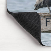 Tapis De Souris Pélican sur un panneau 'Pêche interdite' (Coin)