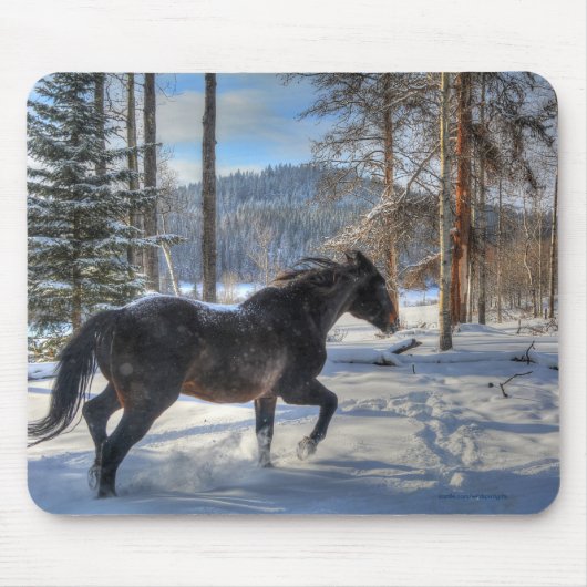Tapis De Souris Percheron noir en forêt et première neige d'hiver (Devant)
