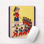 Tapis De Souris petit garçon mignon avec des soldats en jouets (Avec souris)
