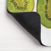 Tapis De Souris Plan rapproché de cinq tranches de kiwis (Coin)