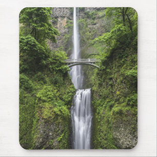 Tapis De Souris Pont au-dessus de la cascade Superbe vue Pittoresq