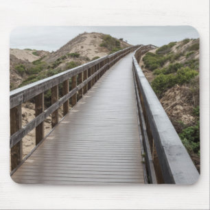 Tapis De Souris Pont de pied au parc d'état de lac Oso Flaco