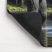 Tapis De Souris Reflet de Bigfoot dans l'eau (Coin)