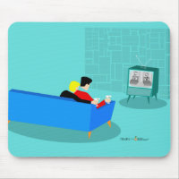 Retro Gay Couple Regarder TV Mousepad