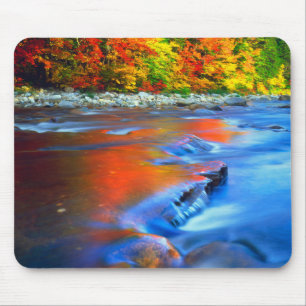 Tapis De Souris Rivière Swift reflétant les couleurs d'automne