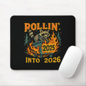 Tapis De Souris Rollin’ Into 2026 Funny Raccoon Dumpster Fire  (Avec souris)