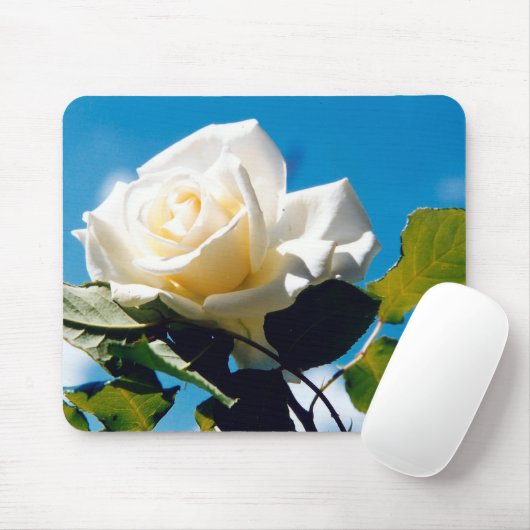 Tapis De Souris Rose blanche sous ciel bleu (Avec souris)