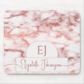 Tapis De Souris Rose Chic Marbre blanc Or Nom du script Monogramme (Devant)