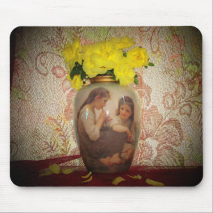 Tapis De Souris Roses jaunes dans un vieux vase
