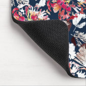 Tapis De Souris Rouge, fleurs blanches sur bleu. (Coin)