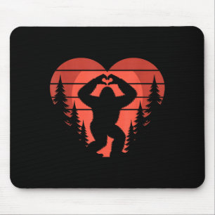 Tapis De Souris Sasquatch Saint-Valentin - Célibataires au cœur de