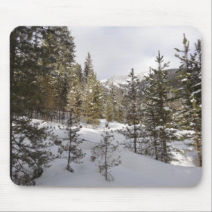 Tapis De Souris Scène de montagne enneigée en hiver dans le Montan