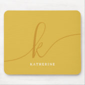 Tapis De Souris Script élégant Monogramme moutarde Jaune (Devant)