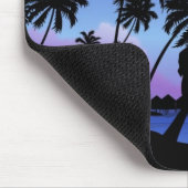 Tapis De Souris Silhouette d'un couple embrassant sur la plage (Coin)