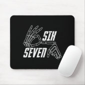Tapis De Souris Six Seven 6 7 Meme Funny Skeleton Hands Sign Hallo (Avec souris)