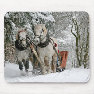 Tapis De Souris Sleigh Ride in the Snowy Forest