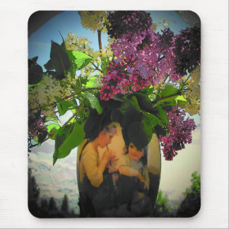 Tapis De Souris Sœur joue de la flûte sous les lilas dans un vase