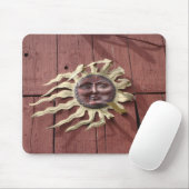 Tapis De Souris Sun font face sur la grange rouge (Avec souris)