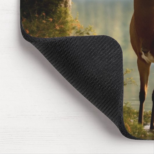 Tapis De Souris Superbe canard à douze points dans les eaux d'auto (Coin)