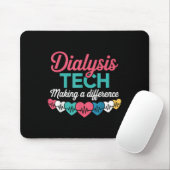 Tapis De Souris Technicien de dialyse faisant une différence Techn (Avec souris)