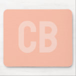 Tapis De Souris Tendance Couleur Doux Pêche Monogramme Mousepad<br><div class="desc">Voici la couleur tendance du ressort : Soft Peach. Mousepad moderne et élégant avec monogramme à deux lettres personnalisable dans une police minimaliste. Son design simple et épuré dans une couleur solide offre un charme intemporel et classique. Découvrez nos couleurs printanières tendance pour plus de produits dans la même couleur...</div>