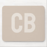 Tapis De Souris Tendances Couleur Douce Tauft Monogram Mousepad<br><div class="desc">Voici la couleur de printemps tendance : Soft Taupe. Mousepad moderne et élégant avec monogramme à deux lettres personnalisable dans une police minimaliste. Son design simple et épuré dans une couleur solide offre un charme intemporel et classique. Découvrez nos couleurs printanières tendance pour plus de produits dans la même couleur...</div>