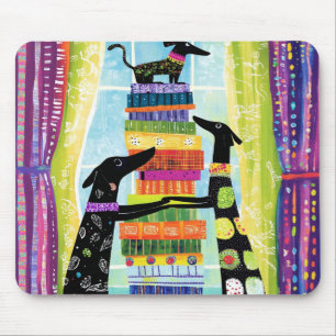 Tapis De Souris Tour de pile de livres équilibrée par des chiens n