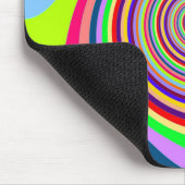 Tapis de souris tourbillon multicolore abstrait (Coin)