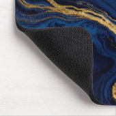 Tapis De Souris Tourbillons de marbre doré fluide (Coin)