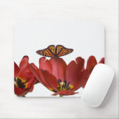 Tapis De Souris Trois tulipes rouges et un papillon monarque contr (Avec souris)