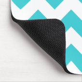 Tapis de souris turquoise et blanc de Chevron (Coin)