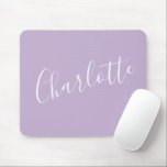 Tapis De Souris Typographie de script moderne Nom Simple Orchidée<br><div class="desc">Nom de la typographie de script minimaliste dans le bloc de souris en fleur d'orchidée</div>
