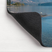 Tapis De Souris Un arbre dans un lac (Coin)