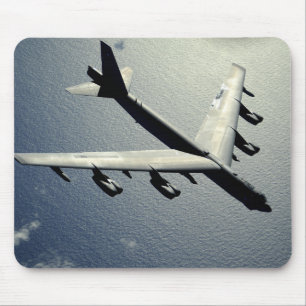 Tapis De Souris Un B-52 Stratofortress en vol