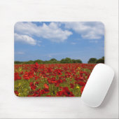 Tapis De Souris Un champ complètement des fleurs rouges (Avec souris)