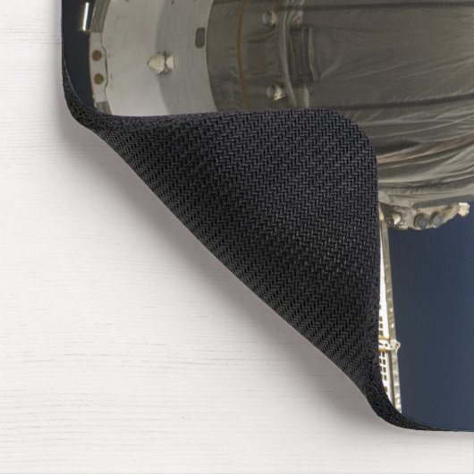 Tapis De Souris Un engin spatial Soyouz rétroéclairé par la Terre (Coin)