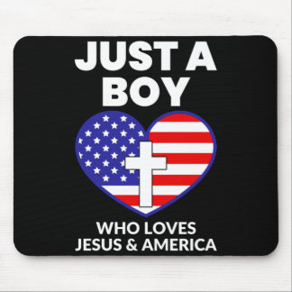 Tapis De Souris Un garçon qui aime Jésus et l'Amérique patriotique