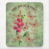 Tapis De Souris Un Jour À La Fleur De Papillon Inspirationnel (Devant)