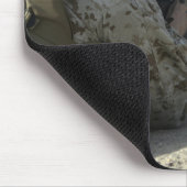 Tapis De Souris Un Marine lance un fusil de service M16A2 (Coin)
