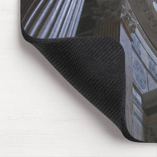 Tapis De Souris Un puits de lumière à travers l'oculus dans (Coin)