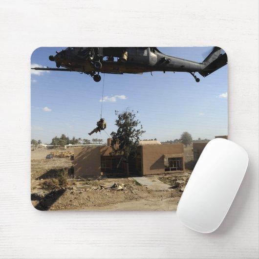 Tapis De Souris Un rappels pararescueman d'un HH-60 2 (Avec souris)