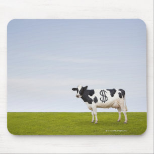 Tapis De Souris Une vache laitière du Holstein avec des taches