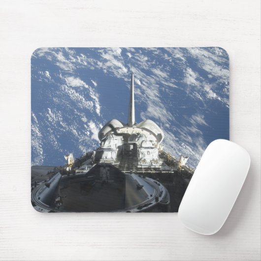 Tapis De Souris Une vue partielle de Space Shuttle Atlantis (Avec souris)