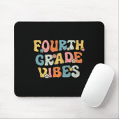 Tapis De Souris Vibes de 4e année - Équipe de 4e année Rétro 1er j (Avec souris)