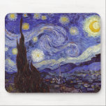 Tapis De Souris Vincent Van Gogh Starry Nuit Vintage Art<br><div class="desc">Vincent van Gogh Starry Night Fine Art PeintureStarry Night est un tableau de l'artiste post-impressionniste néerlandais Vincent van Gogh. Le ciel bleu de la nuit est rempli de nuages tourbillonnants, d'étoiles et d'une lune brillante croissant. La Nuit étoilée est la seule nocturne de la série de vues depuis la fenêtre...</div>