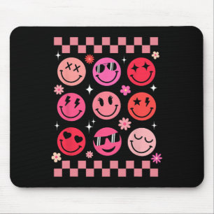 Tapis De Souris Visage heureux rose rétro groovy de la Saint-Valen
