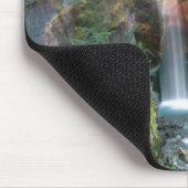 Tapis De Souris Visages cachés dans les cascades d'Imaginaire (Coin)